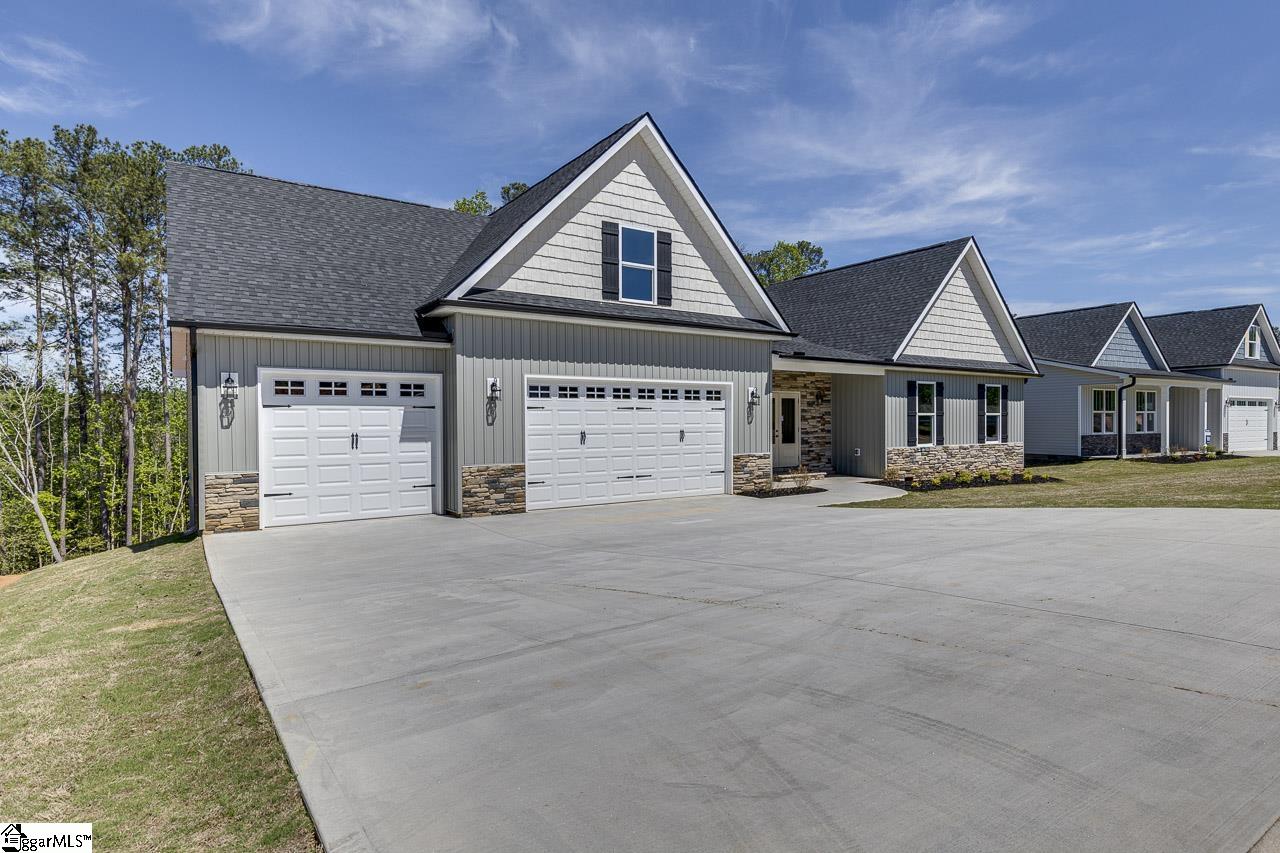 121 Hideaway Lane