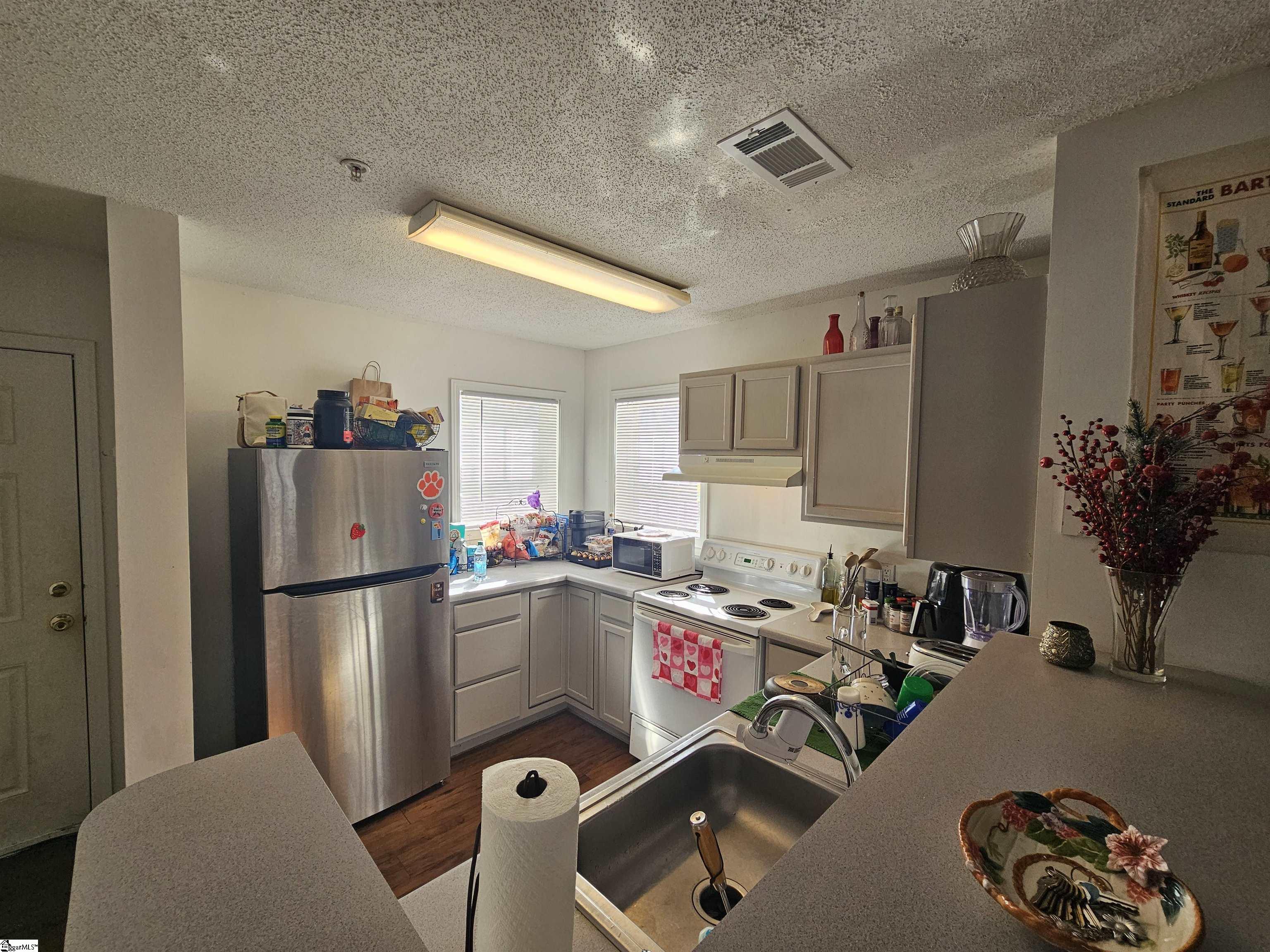 102 Universtiy Village Drive