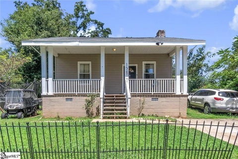 Photo of 15 Humbert Street, Seneca, SC 29678 (MLS # 1603989)