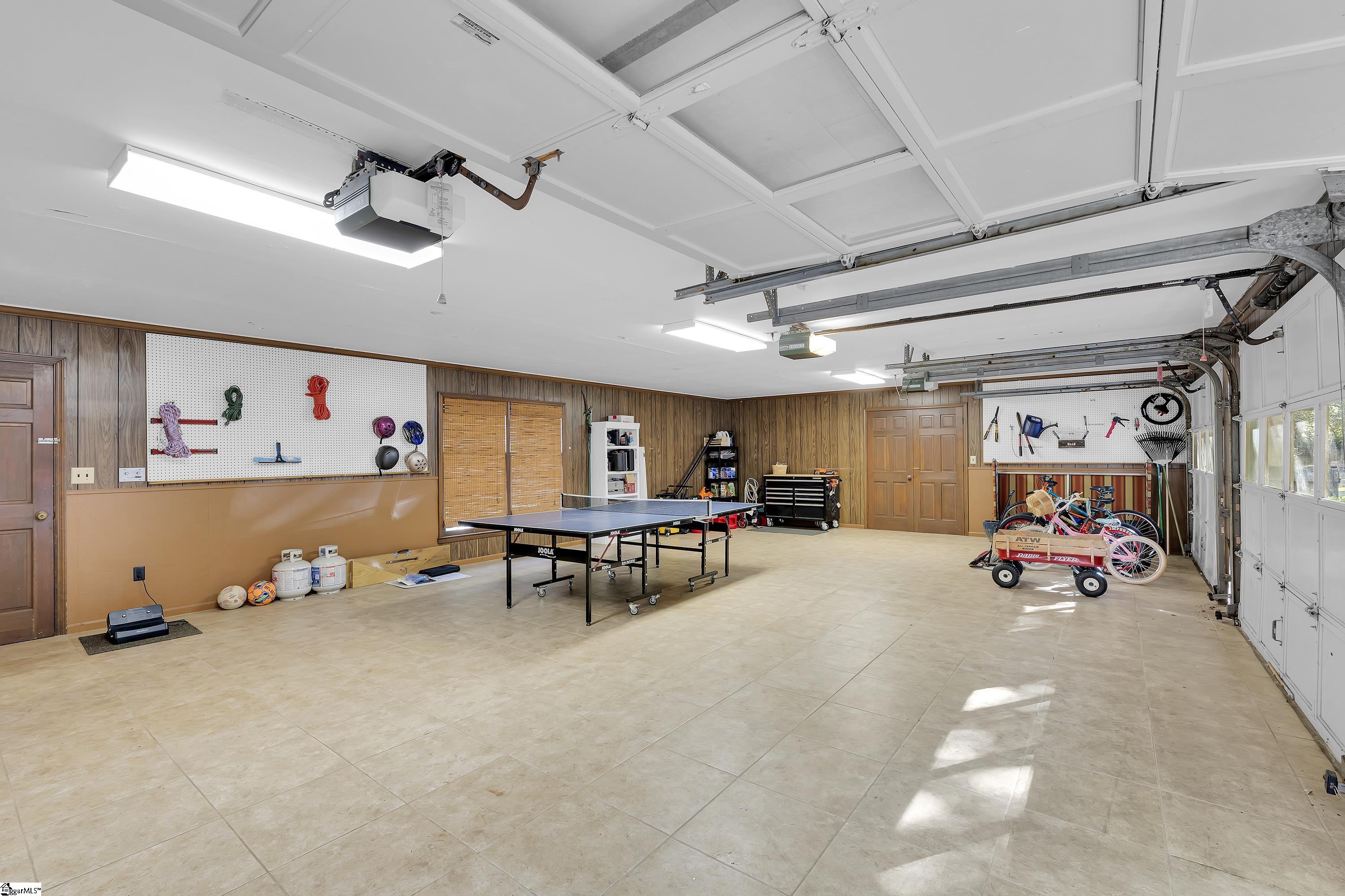 Greenville, South Carolina 29615, United States, 5 Bedrooms Bedrooms, ,5 BathroomsBathrooms,Residential,Active,244148