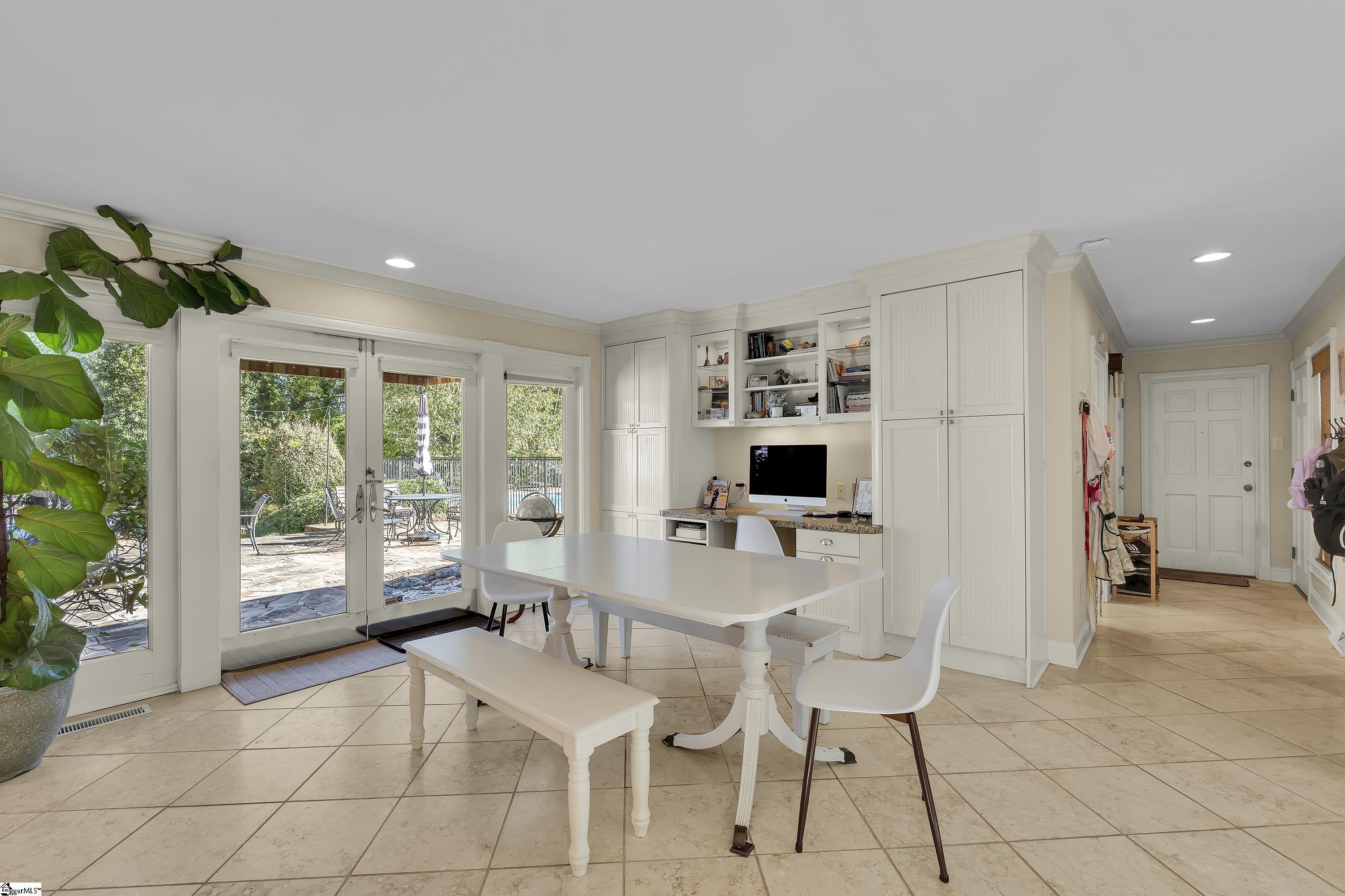 Greenville, South Carolina 29615, United States, 5 Bedrooms Bedrooms, ,5 BathroomsBathrooms,Residential,Active,244148