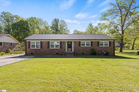 Photo of 130 Brookbend Road, Mauldin, SC 29662 (MLS # 1588455)