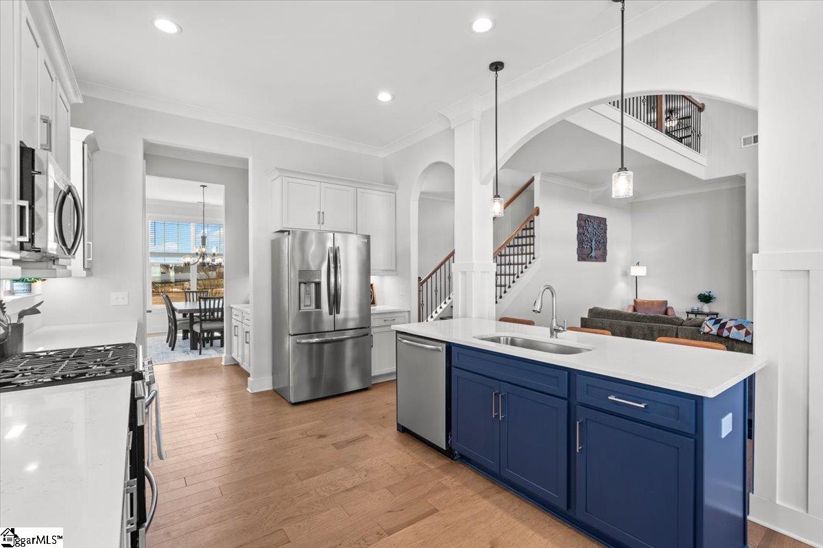 745 Amherst Glen Drive