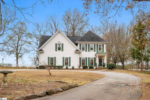 Photo of 390 Blakely Avenue, Piedmont, SC 29673 (MLS # 1576554)