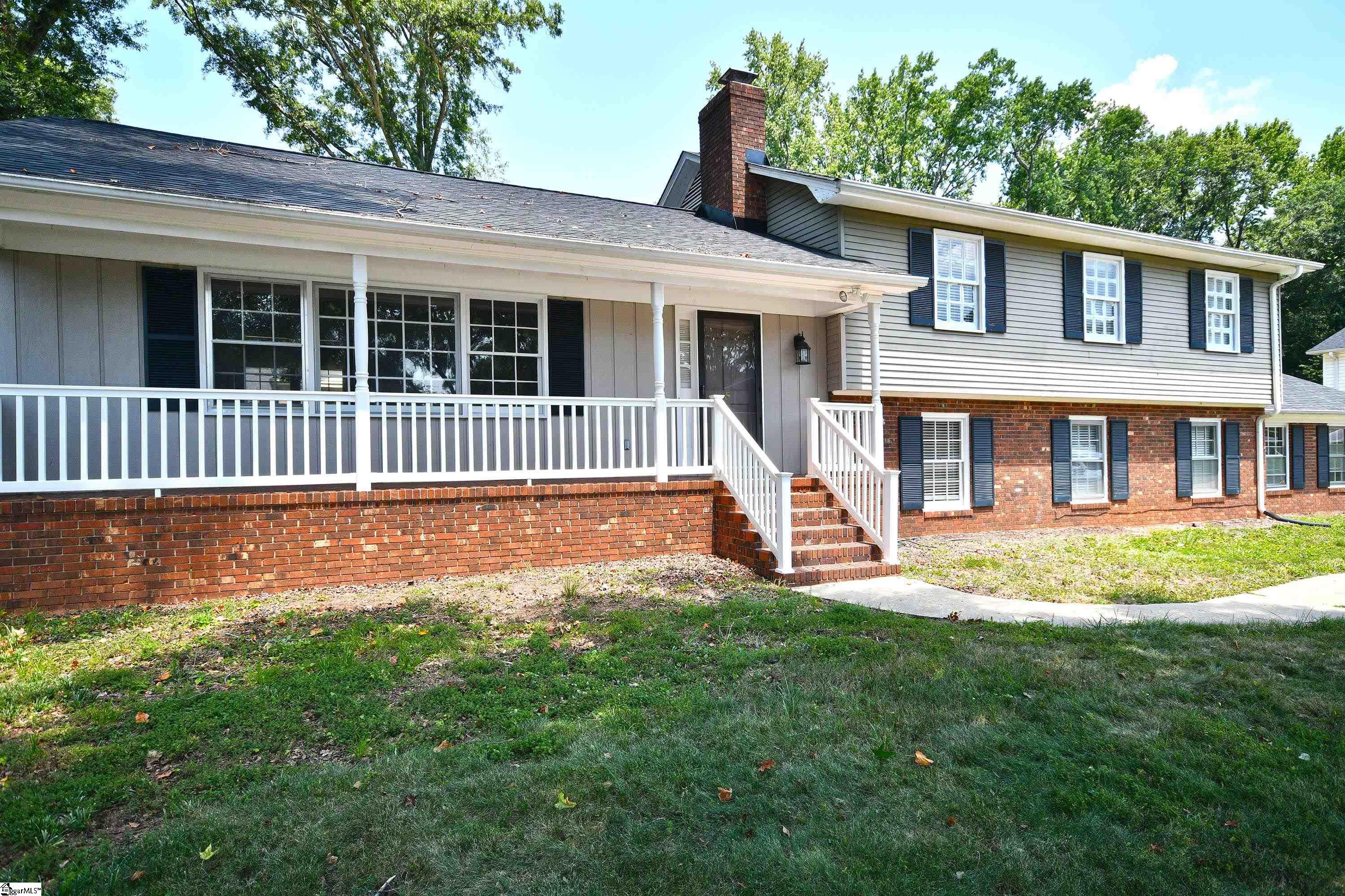 5 Donington Drive