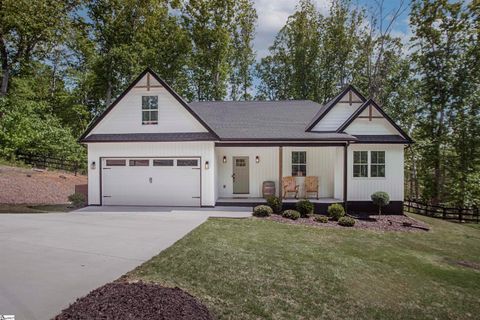 Photo of 102 George Williams Drive, Easley, SC 29640 (MLS # 1589322)
