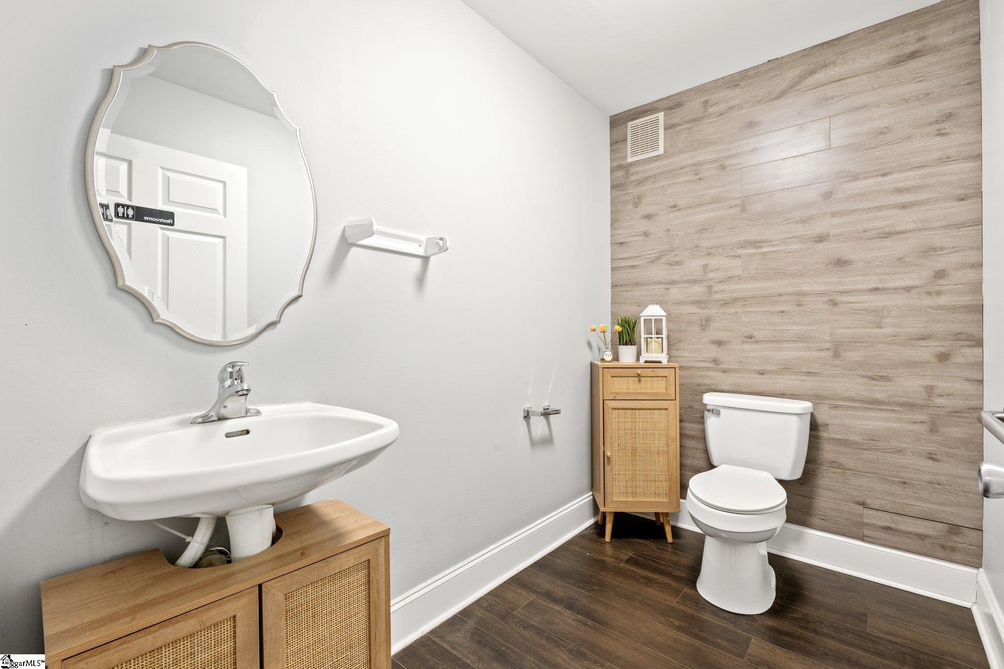 Boiling Springs, South Carolina 29316, United States, ,Commercial,Active,99807