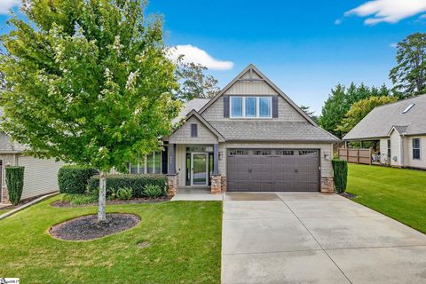 Photo of 504 Fulton Court, Greenville, SC 29615 (MLS # 1570665)