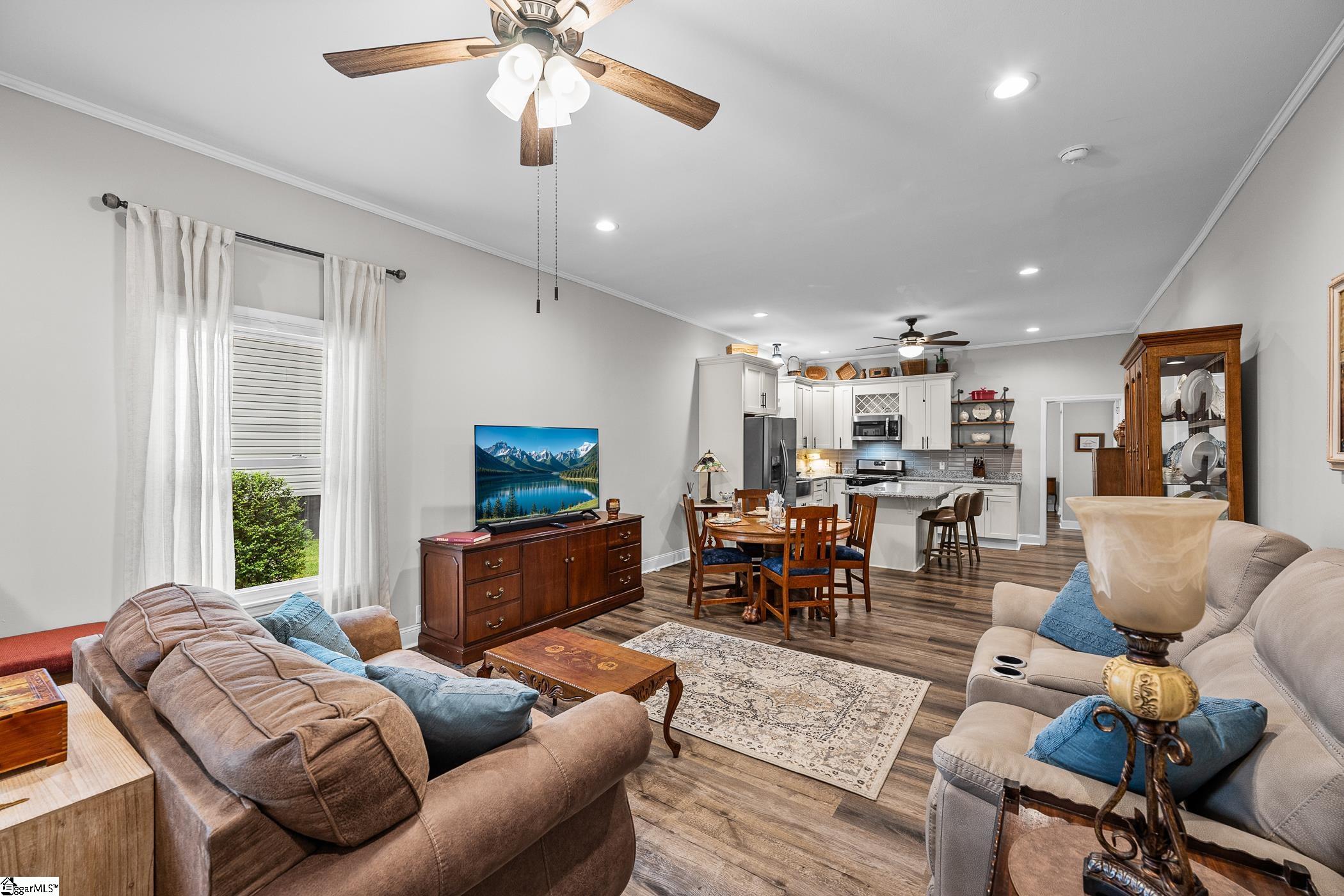 22 Seyle Street, Greenville, SC Home for Sale 2 22 Seyle Street