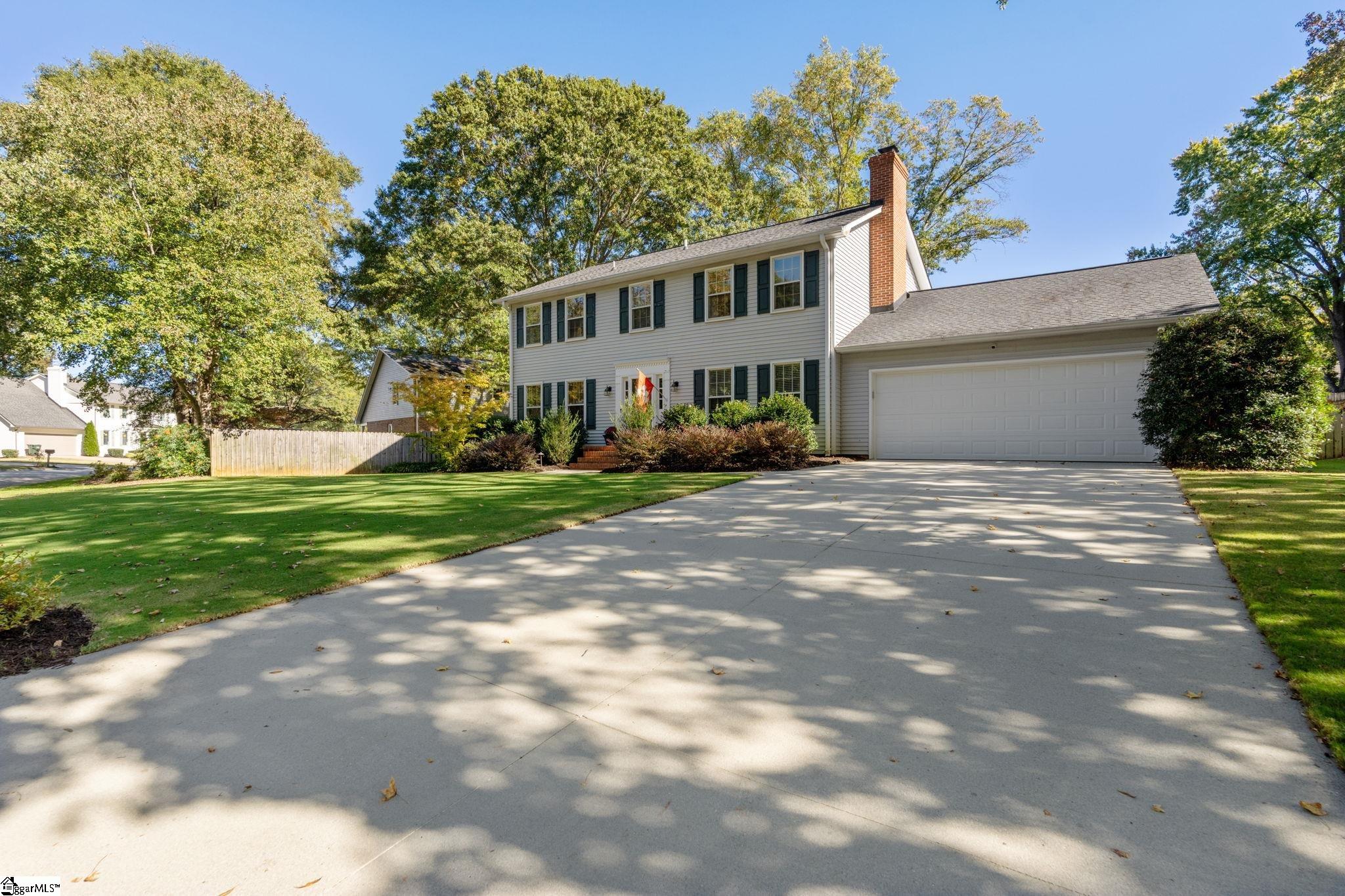 305 Hunting Hill Circle