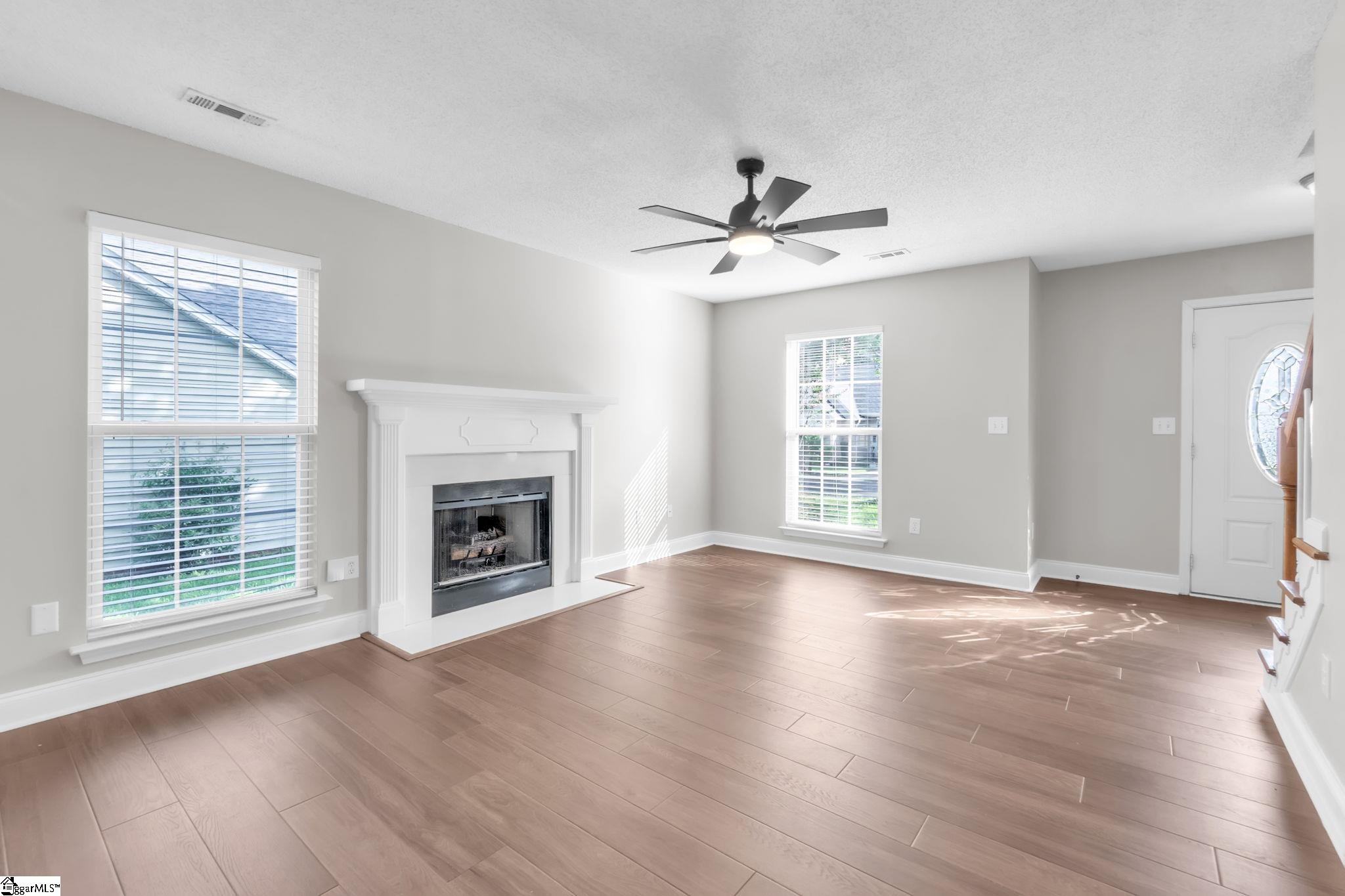 340 Riverside Chase Circle