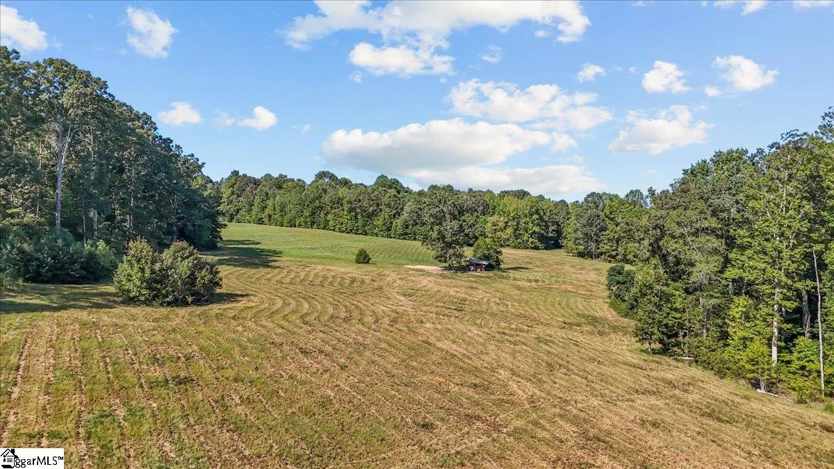 1443 Henderson Road