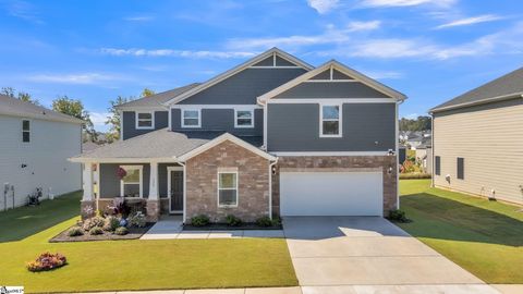 Photo of 328 Roderick Lane, Greenville, SC 29605 (MLS # 1582584)