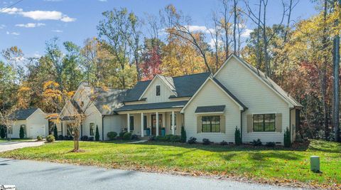 Photo of 270 Circle Road, Greer, SC 29651 (MLS # 1574285)