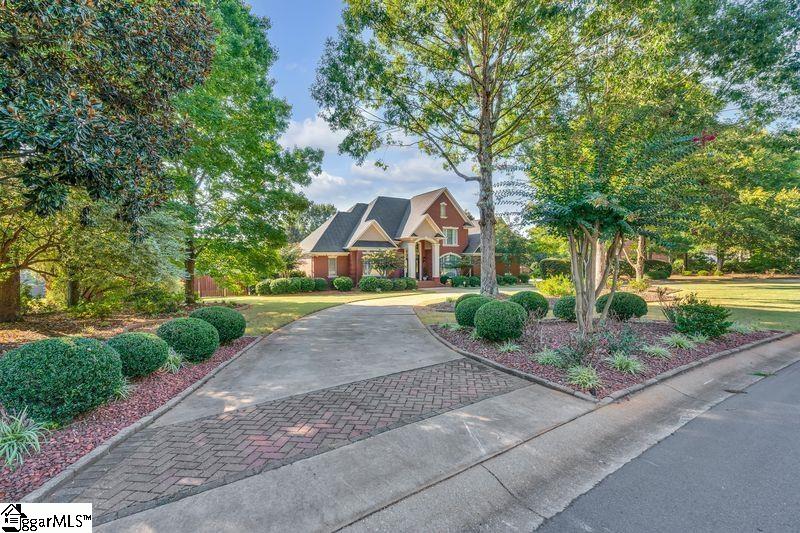 137 Clearcreek Drive