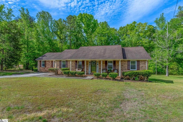 103 MANNING CT, GREENWOOD, SC 29649 - Image c8ab76d50fcbb3792a04255d78ae6d52/3834229014