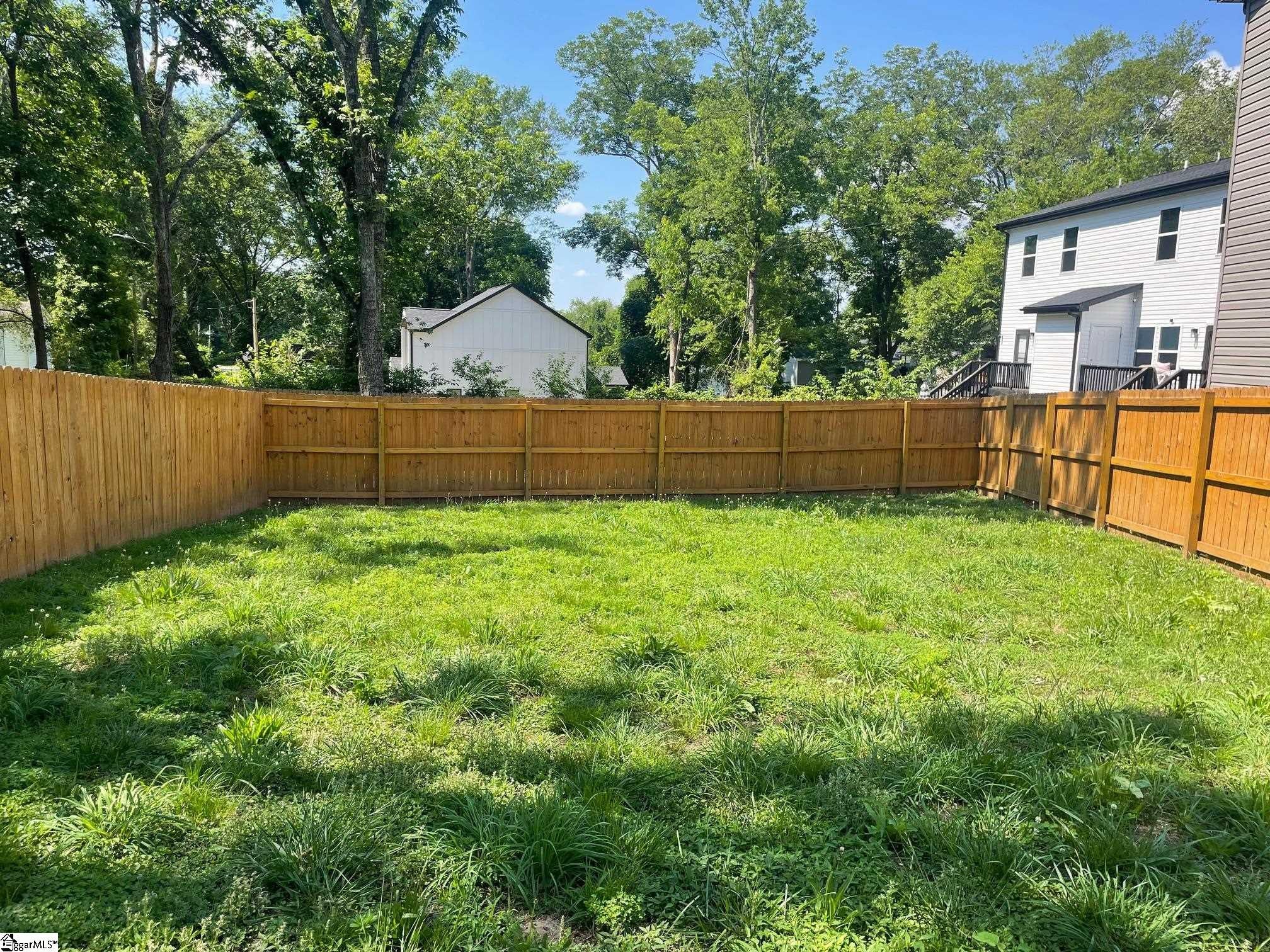 705 W Parker Road