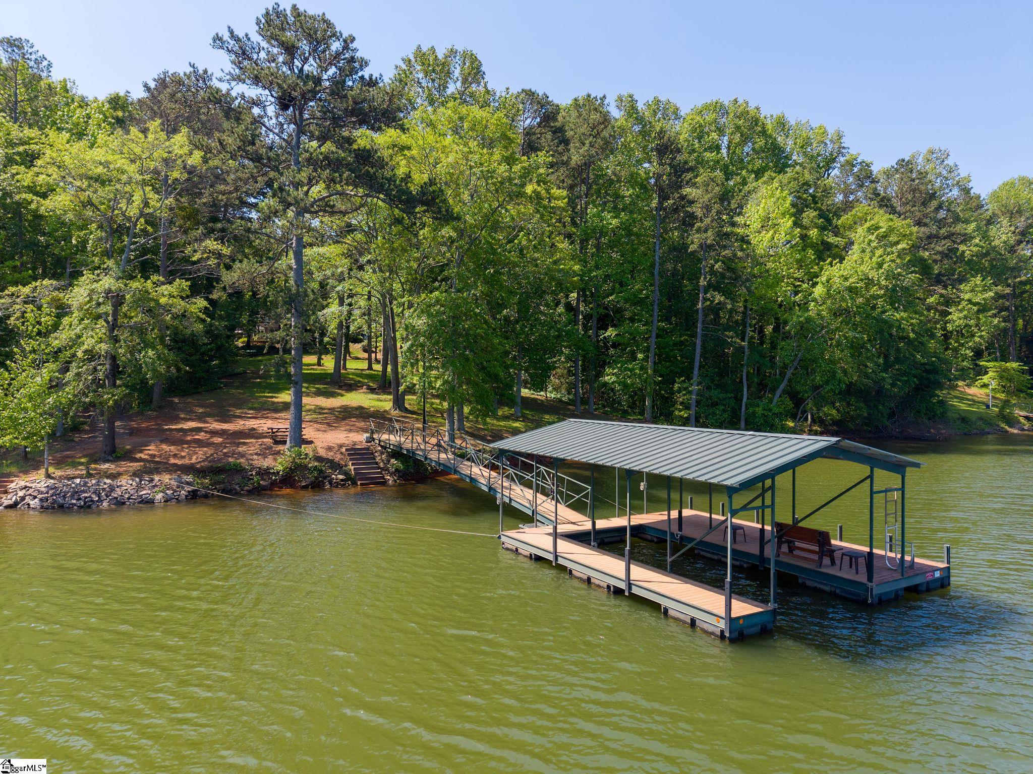212 Middleton Shores Drive