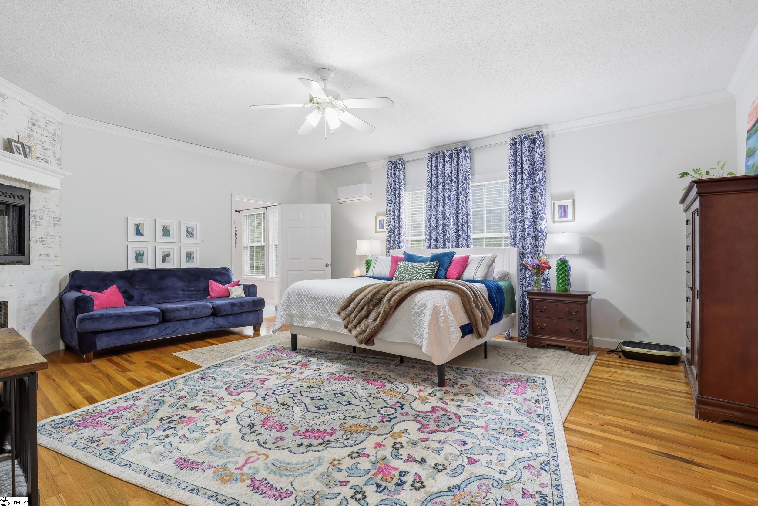 402 Ragsdale Road
