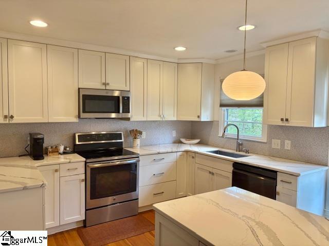 20 E Indian Trail