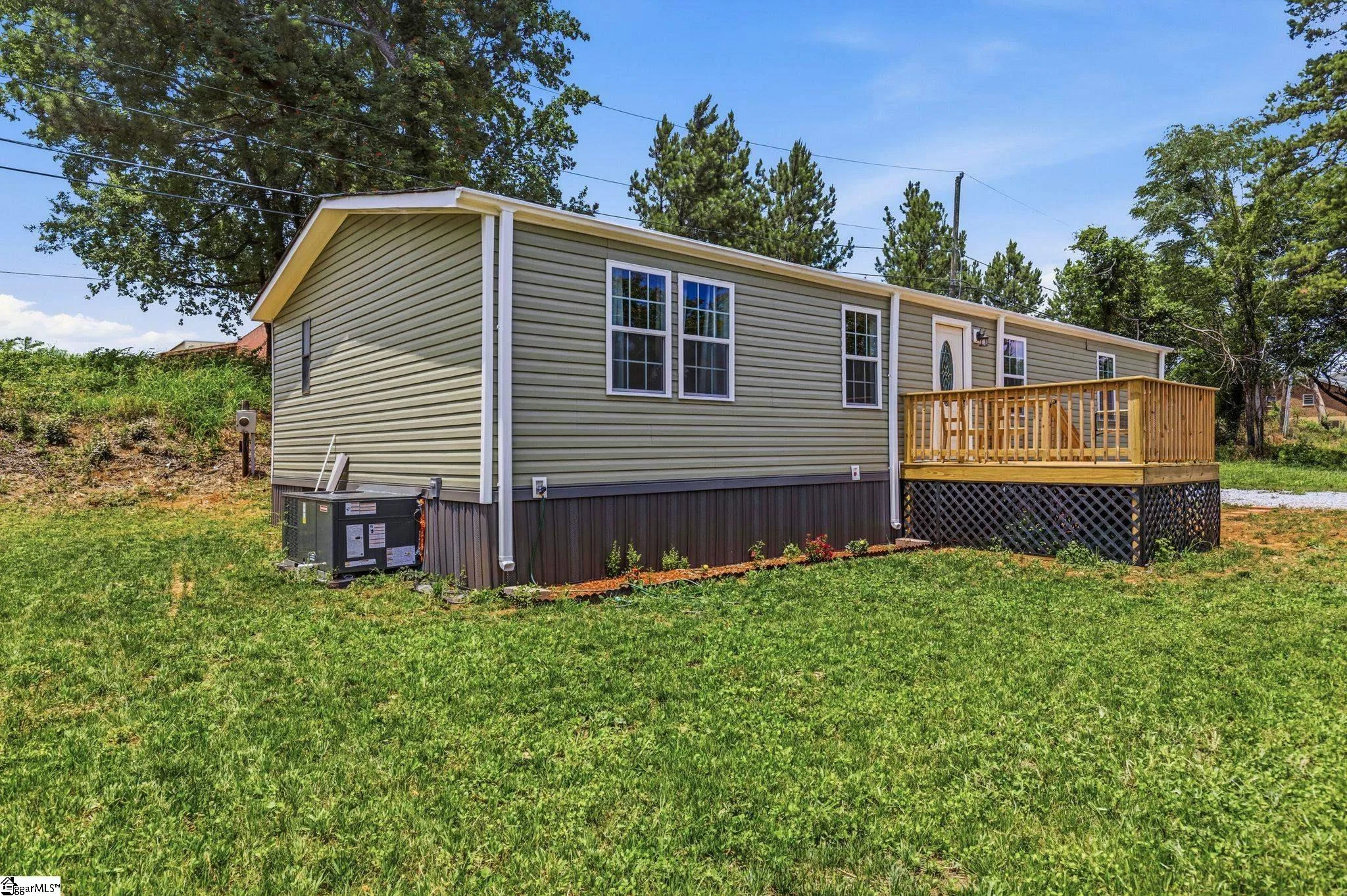 162 Crest Circle