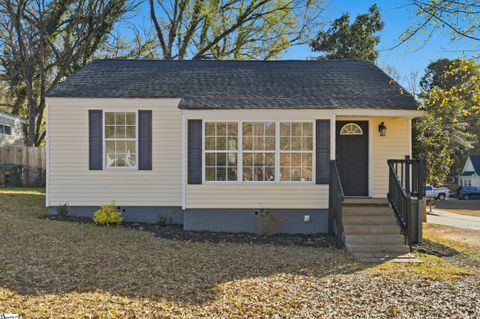 Photo of 43 Beck Avenue, Greenville, SC 29605 (MLS # 1581175)