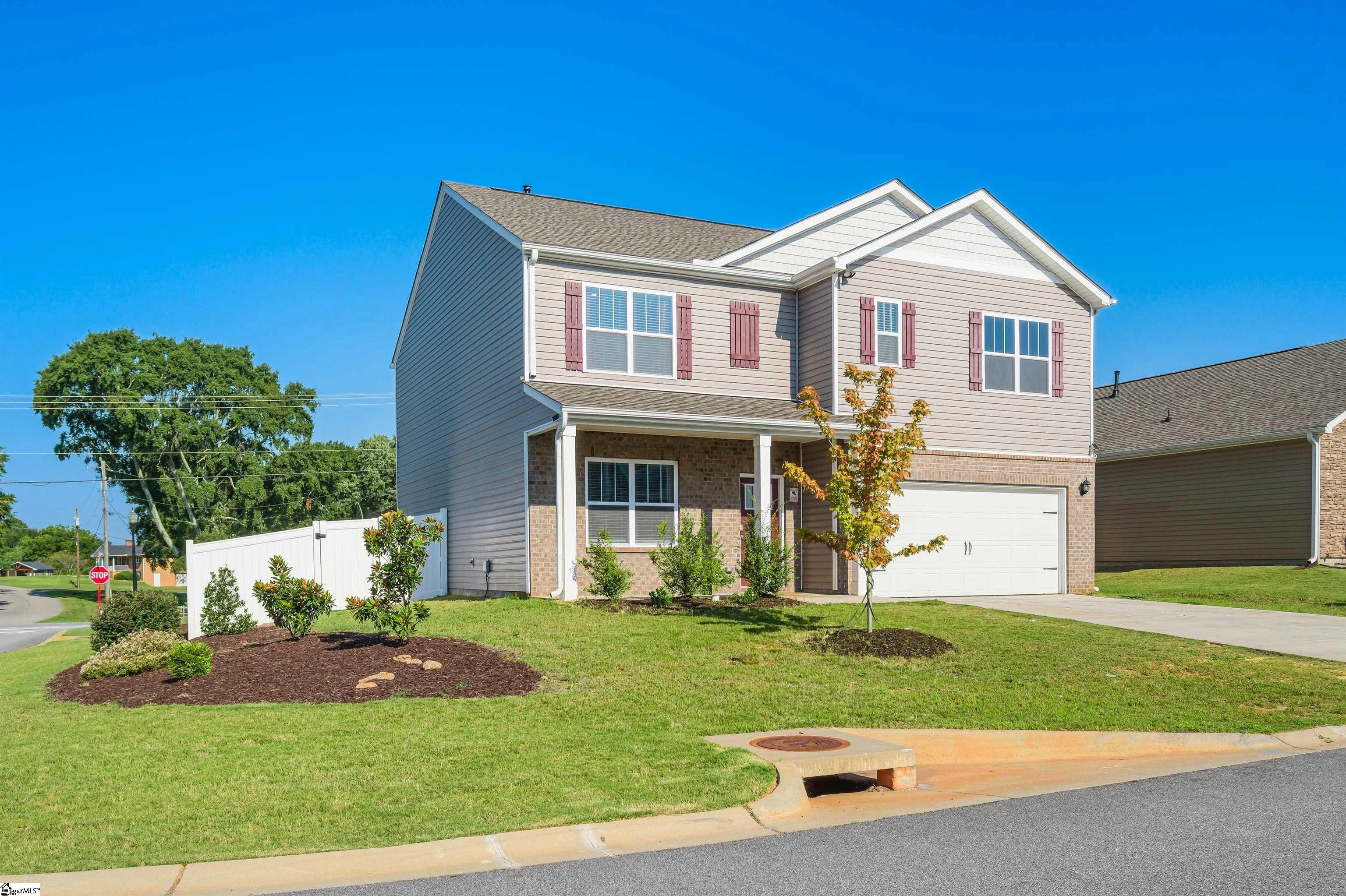 220 Slateford Circle