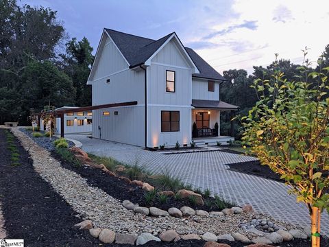 Photo of 170 Keith Drive, Greenville, SC 29607 (MLS # 1587900)