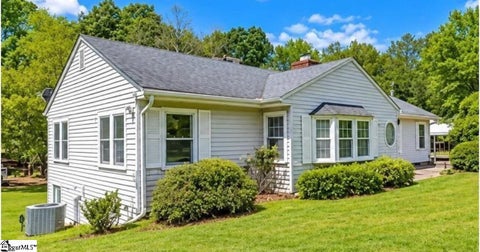Photo of 10676 Augusta Road, Belton, SC 29627 (MLS # 1606368)