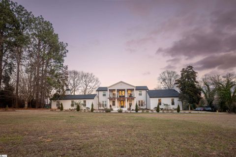 Photo of 405 Foot Hills Road, Greenville, SC 29617 (MLS # 1578553)