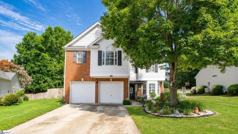 Photo of 623 Fairview Lake Way, Simpsonville, SC 29680 (MLS # 1602443)