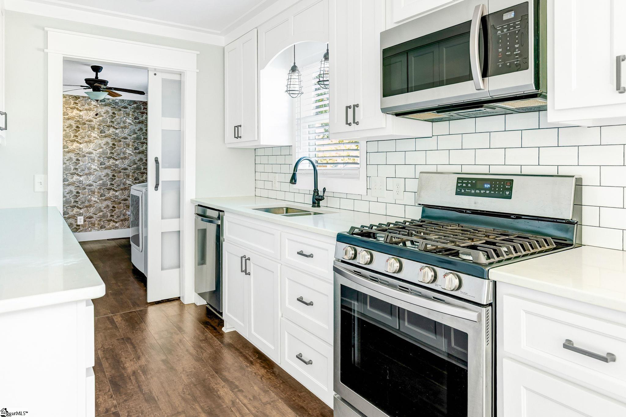 Simpsonville, South Carolina 29681, United States, 3 Bedrooms Bedrooms, ,2 BathroomsBathrooms,Residential,Active,232068