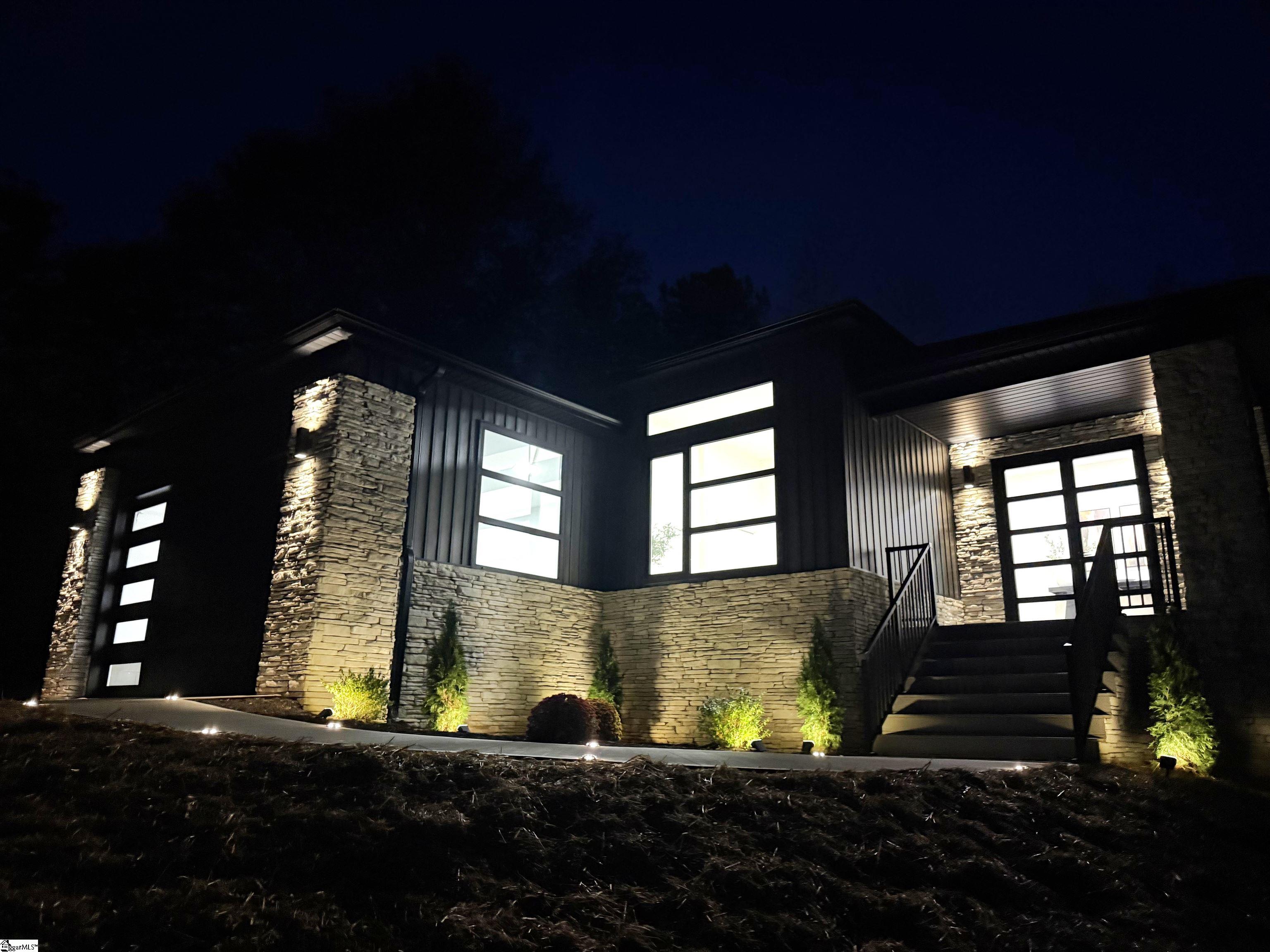 1026 Blumefield Road