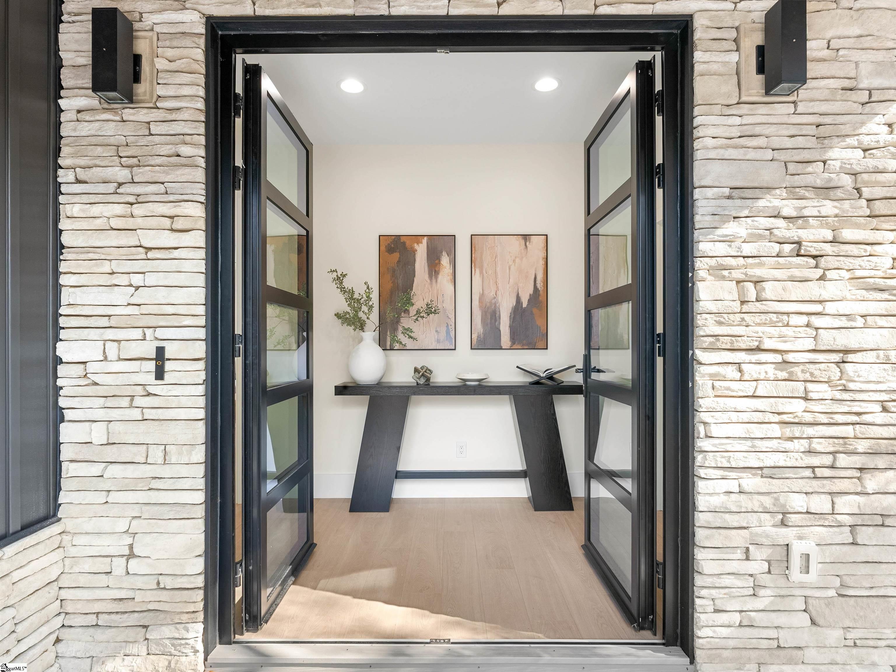 1026 Blumefield Road