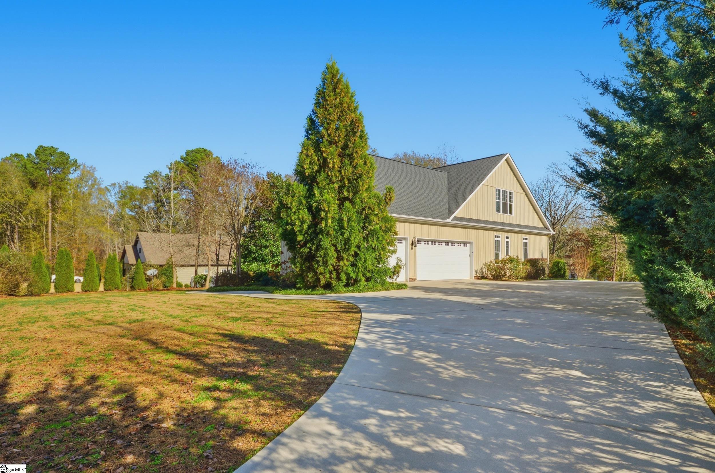 Greenville, South Carolina 29617, United States, 4 Bedrooms Bedrooms, ,4 BathroomsBathrooms,Residential,Active,254306