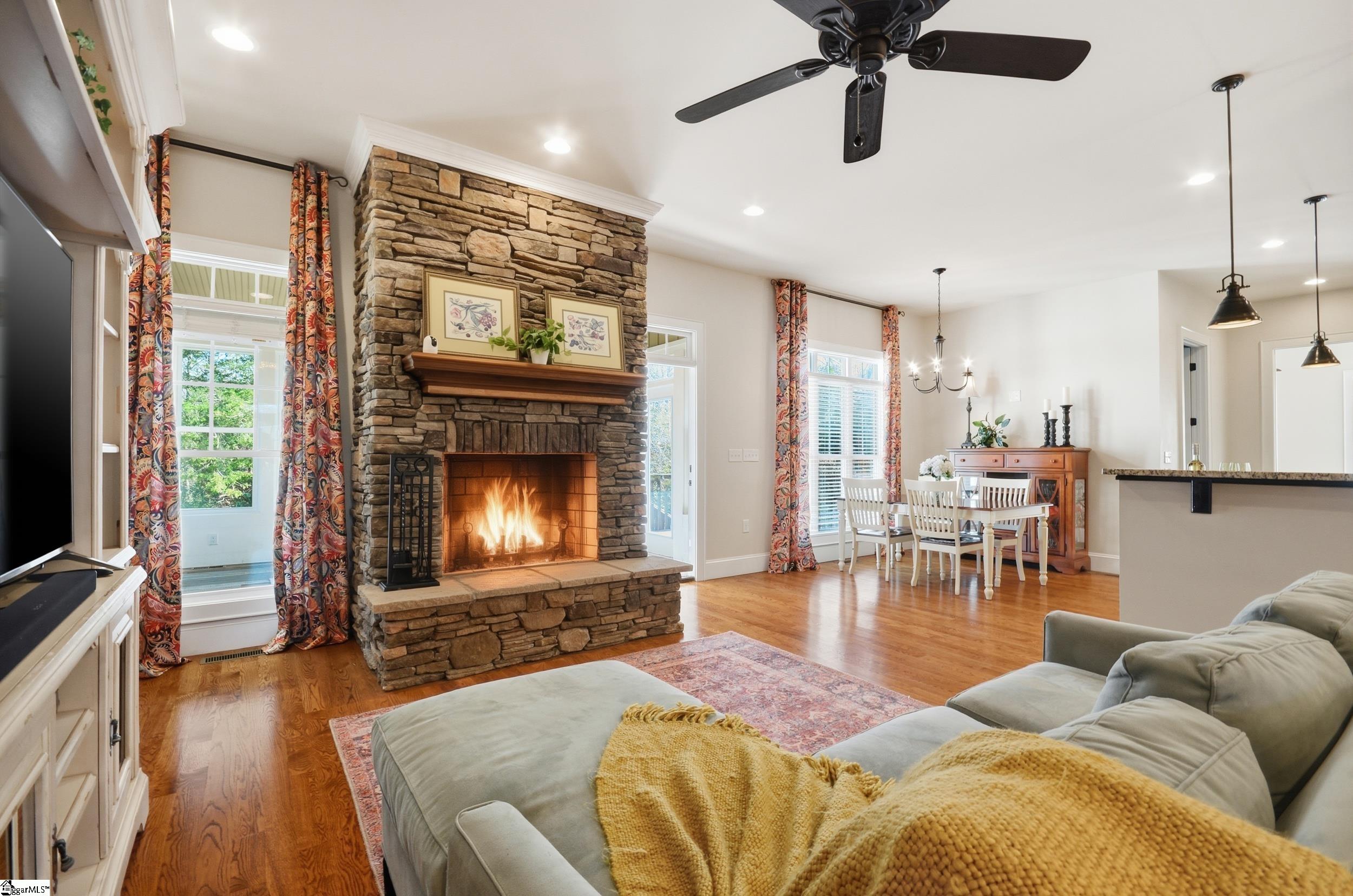 Greenville, South Carolina 29617, United States, 4 Bedrooms Bedrooms, ,4 BathroomsBathrooms,Residential,Active,254306