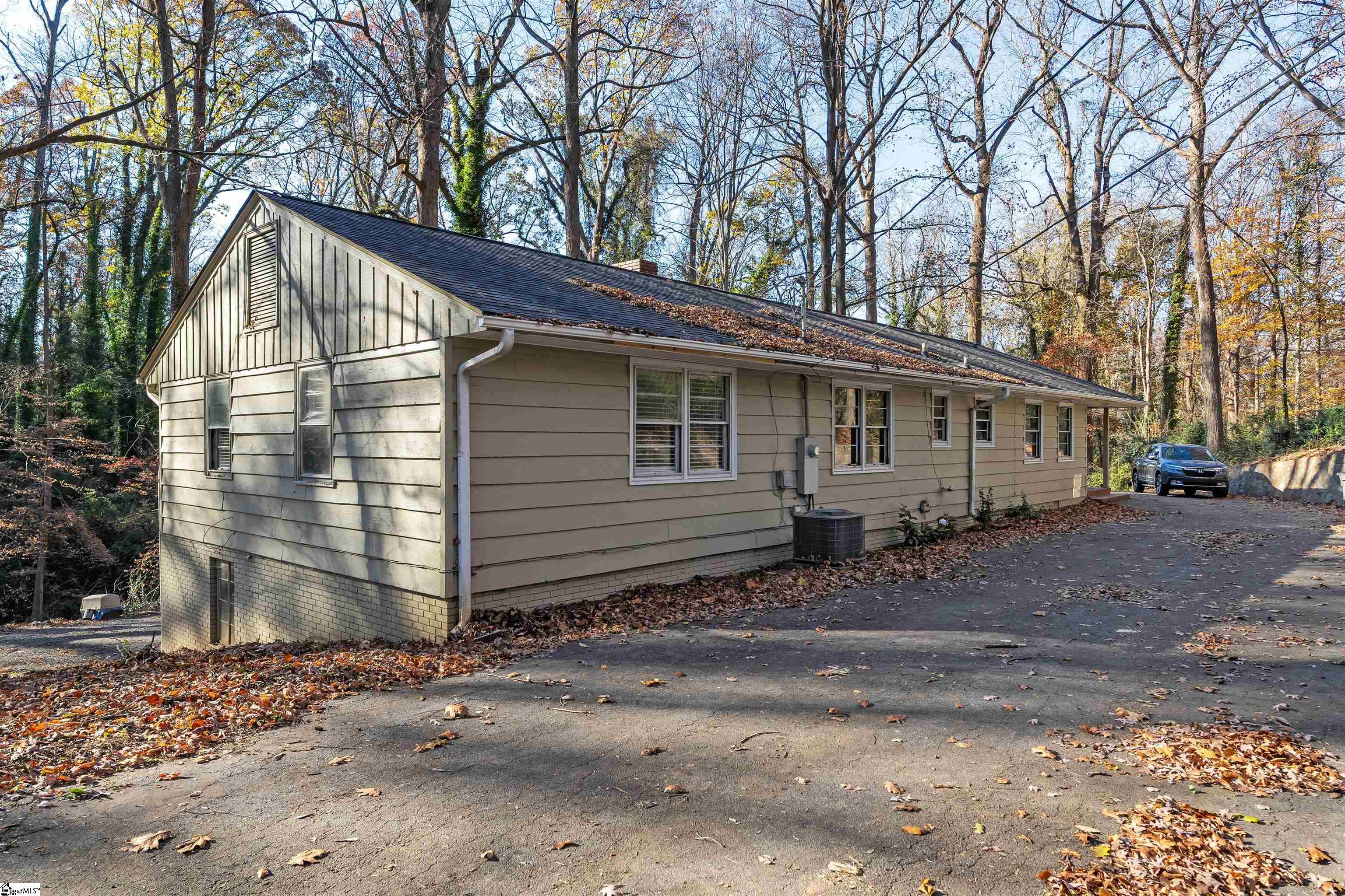 1020 Woodburn Road