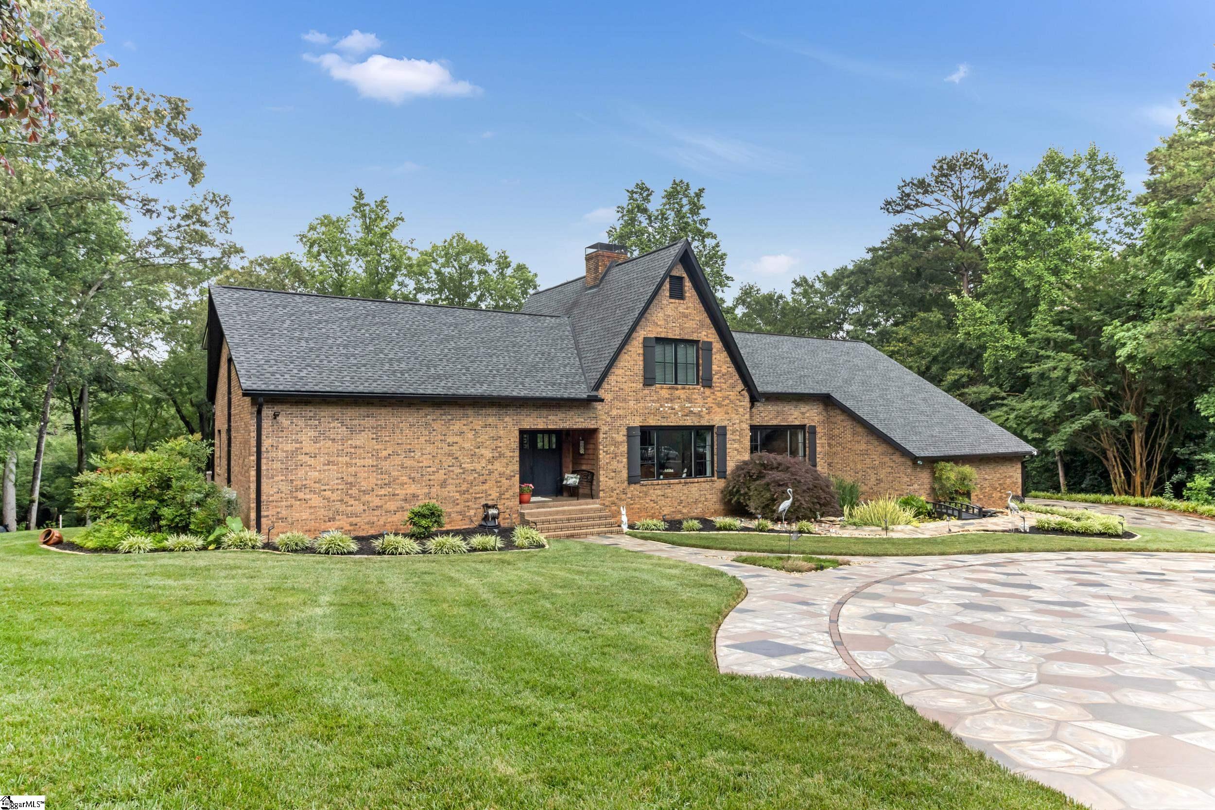 106 Riverbank Court