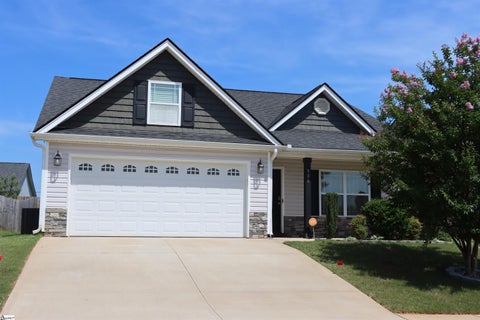 Photo of 306 Highland Springs Loop, Inman, SC 29349 (MLS # 1594159)