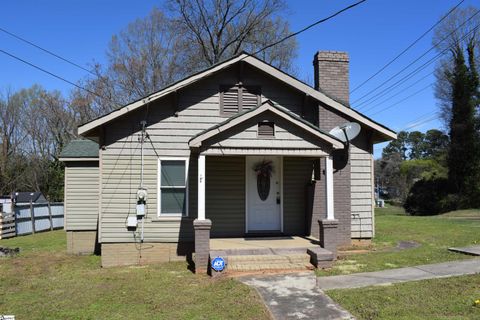 221 Hill Street Gaffney SC 29340