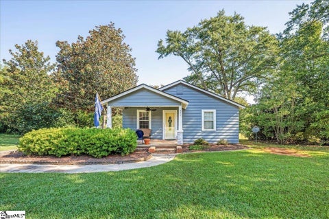 Photo of 324 Mary Ann Street, Easley, SC 29640 (MLS # 1604400)
