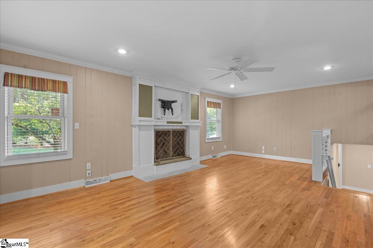 Greer, South Carolina 29650, United States, 5 Bedrooms Bedrooms, ,4 BathroomsBathrooms,Residential,Active,236847