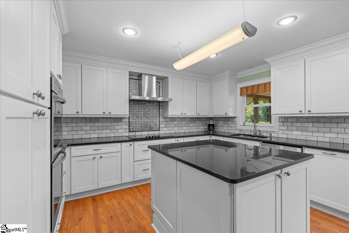 Greer, South Carolina 29650, United States, 5 Bedrooms Bedrooms, ,4 BathroomsBathrooms,Residential,Active,236847