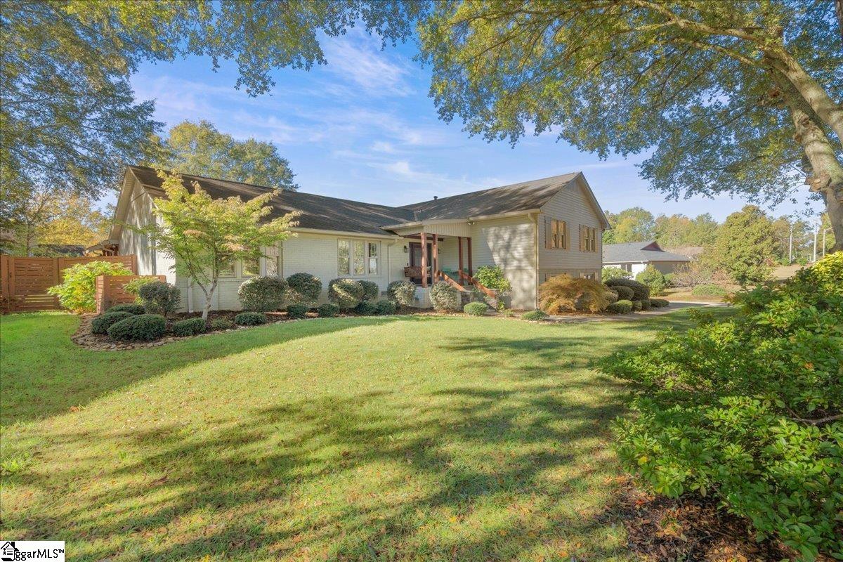 Greer, South Carolina 29650, United States, 5 Bedrooms Bedrooms, ,4 BathroomsBathrooms,Residential,Active,236847