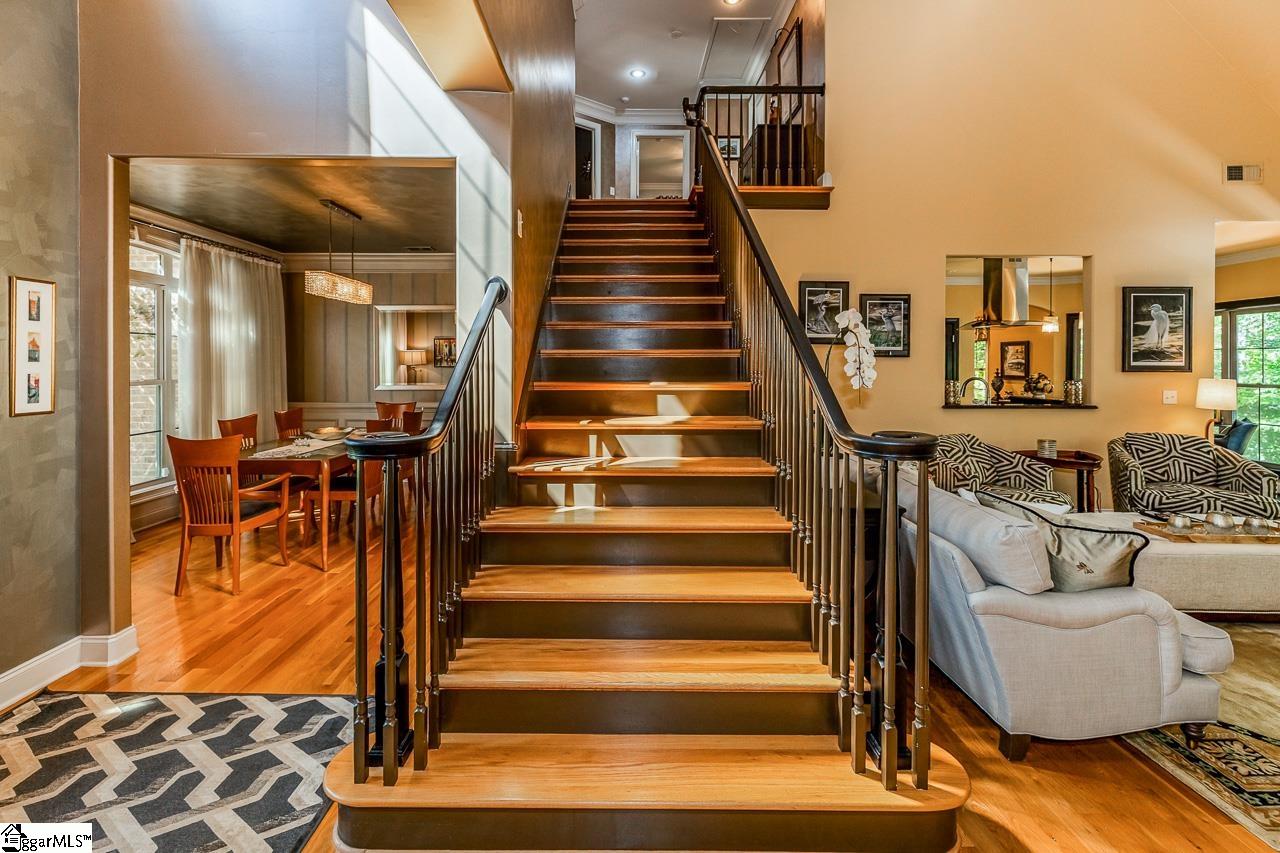 609 Park Ridge Circle