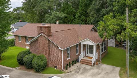 Photo of 300 Old Petrie Road, Spartanburg, SC 29302 (MLS # 1598830)