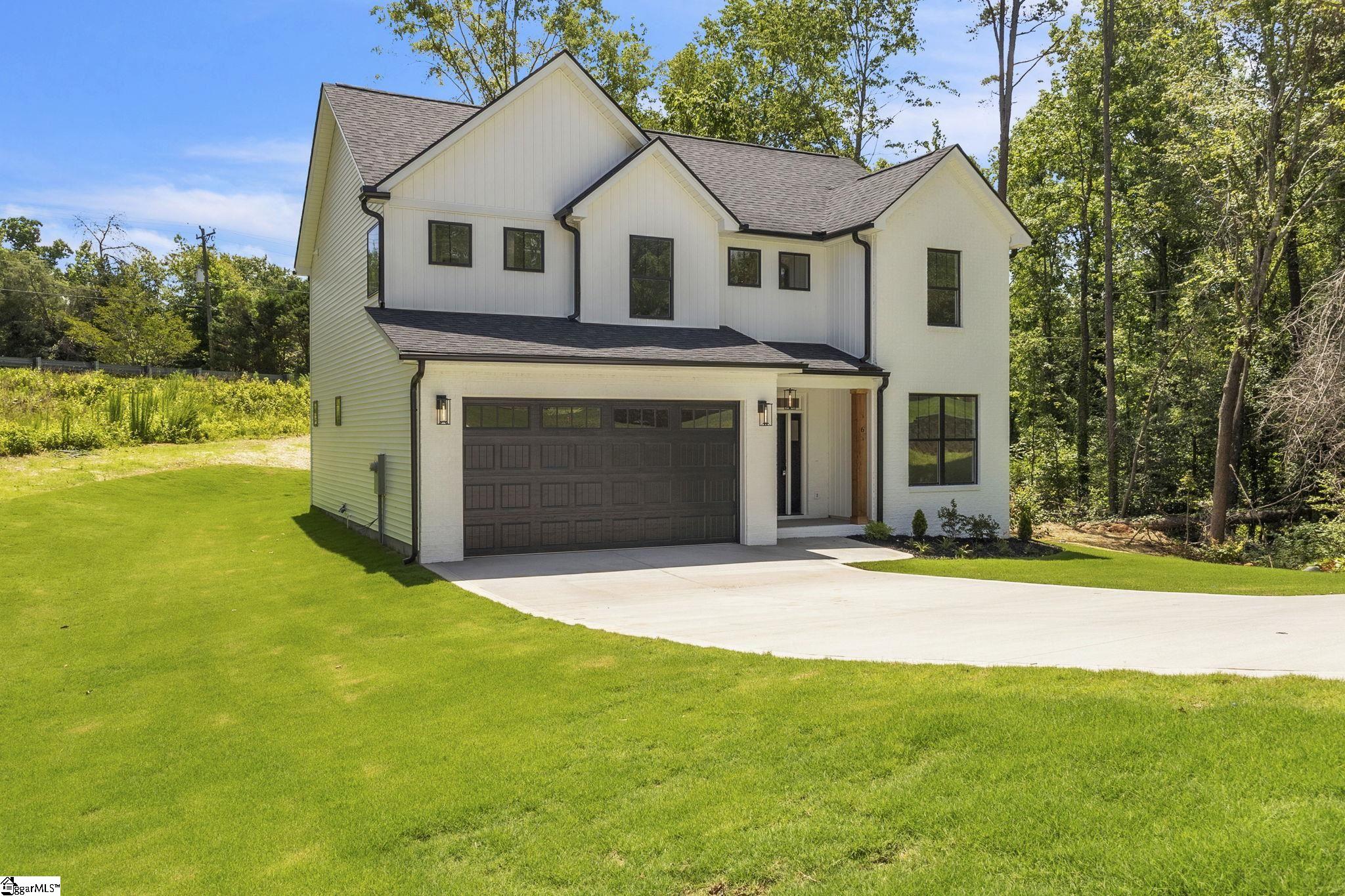 6 Eastwood Court