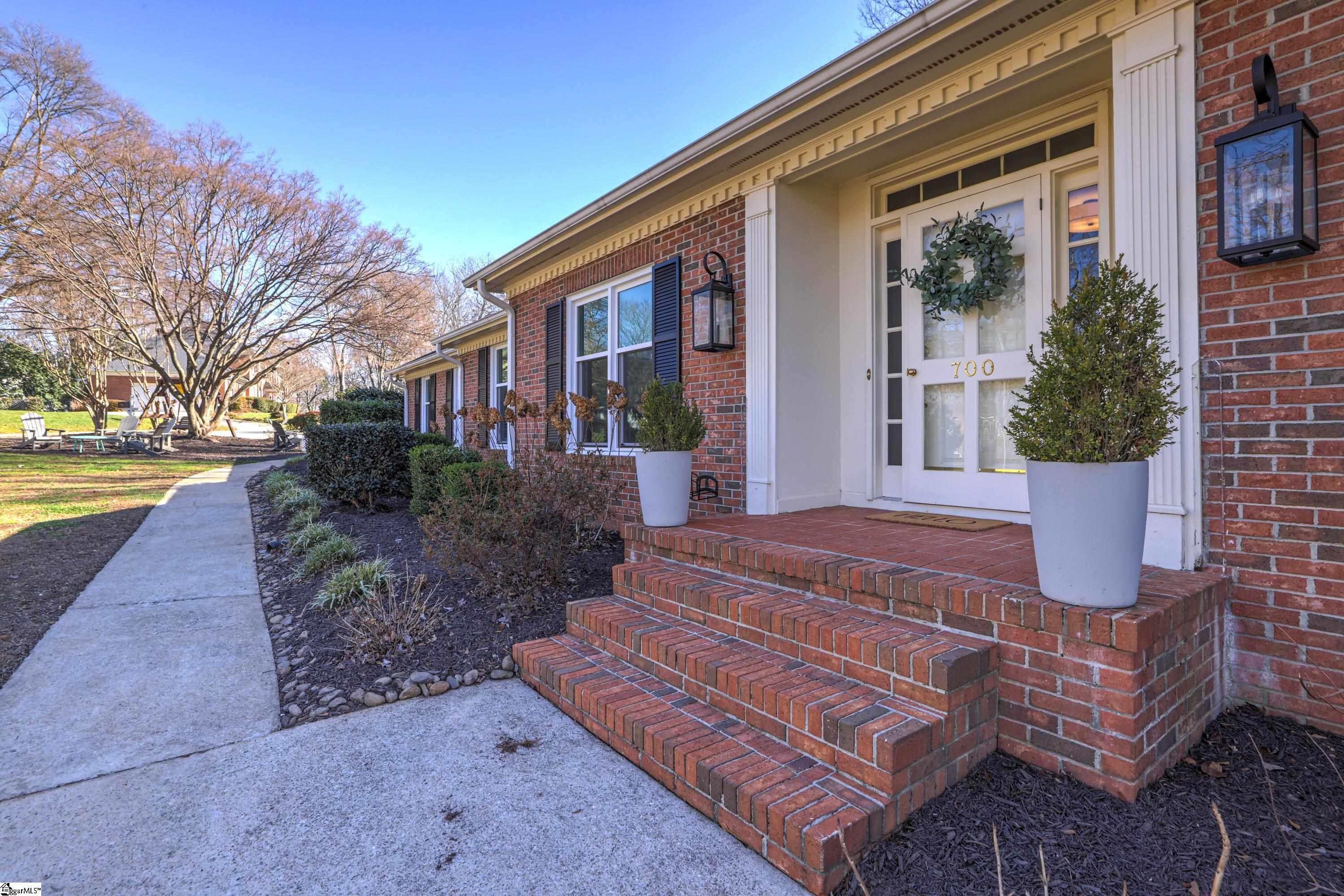 700 Stone Ridge Road