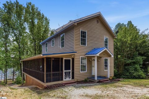 Photo of 104 Lakehill Drive, Fair Play, SC 29643 (MLS # 1591717)
