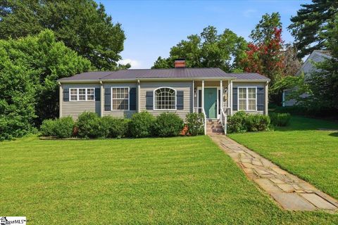 Photo of 120 Calhoun Street, Abbeville, SC 29620 (MLS # 1597438)